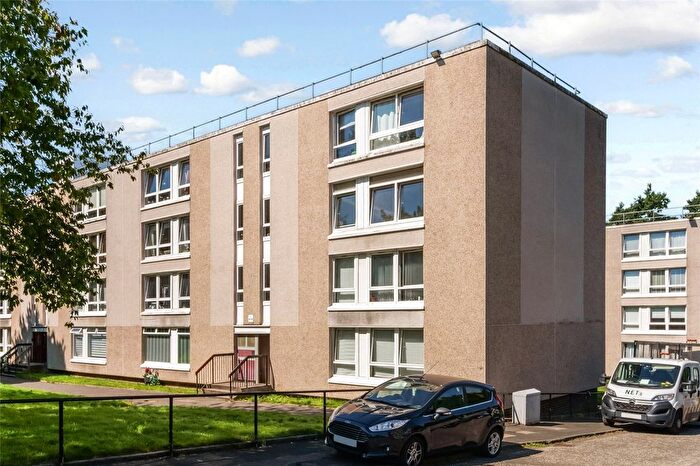3 Bedroom Flat For Sale In Acre Road, Acre, Glasgow, G20