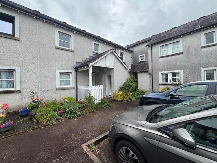 2 Bedroom Flat To Rent In Maxwell Court, Langholm, DG13