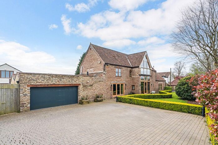 6 Bedroom Detached House For Sale In Dyers Lane, Iron Acton, BS37
