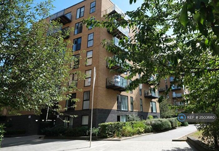 1 Bedroom Flat To Rent In Augustine House, London, SE13