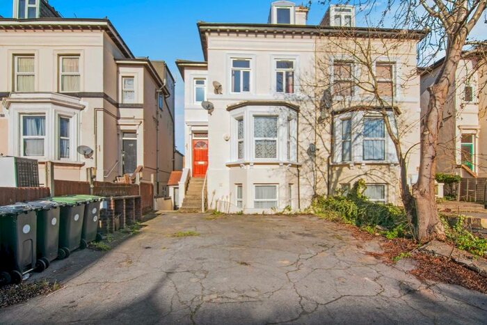 2 Bedroom Apartment To Rent In Ordnance Road, Enfield, Middlesex, EN3