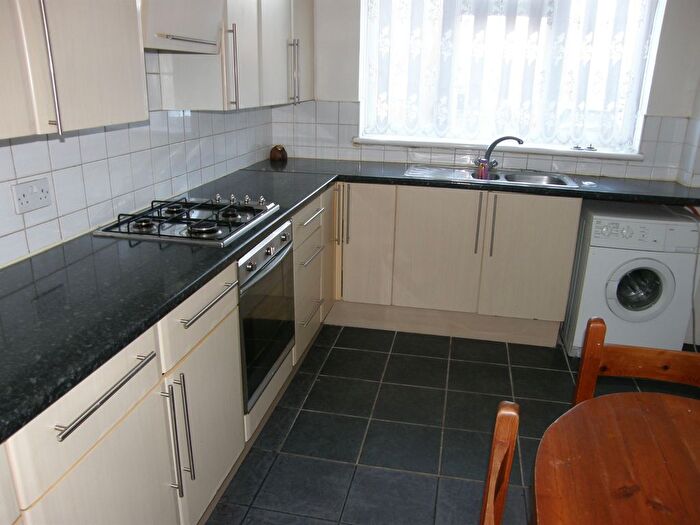 3 Bedroom Flat To Rent In Herbert Road, Walthamstow, E17