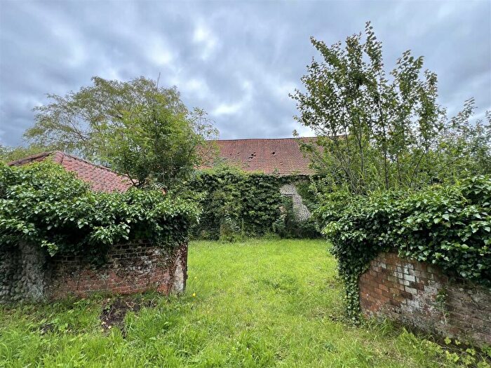 4 Bedroom Barn Conversion For Sale In Trunch, North Norfolk, NR28