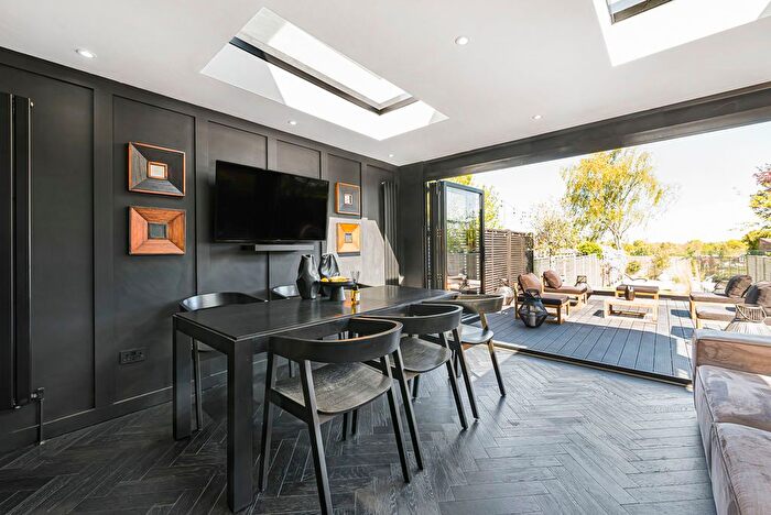 2 Bedroom Semi-Detached House For Sale In Maidstone Road, Sidcup, DA14