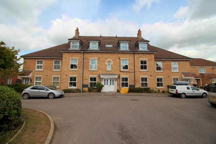 2 Bedroom Apartment For Sale In Cooks Way Biggleswade, SG18