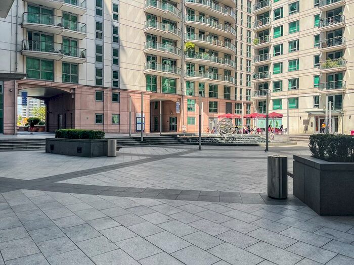 2 Bedroom Flat To Rent In St George Wharf, London, SW8