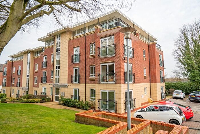 2 Bedroom Flat For Sale In Bishopthorpe Road, York, YO23