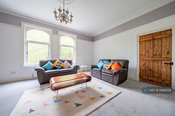 3 Bedroom Flat To Rent In Leeds, Leeds, LS6