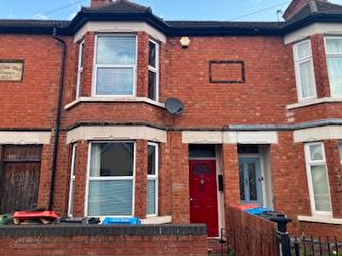 2 Bedroom Property To Rent In Western Road, Bletchley, Milton Keynes, MK2