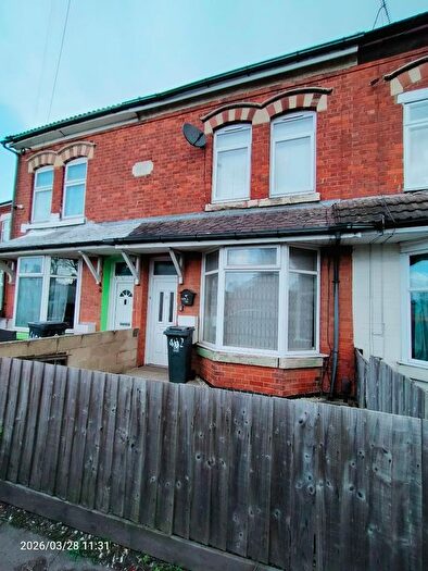2 Bedroom Terraced House For Sale In Gipsy Lane, Leicester, LE4