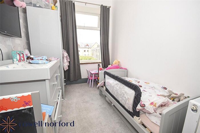 2 Bedroom Terraced House For Sale In Leach Street, Milnrow, Rochdale, Greater Manchester, OL16