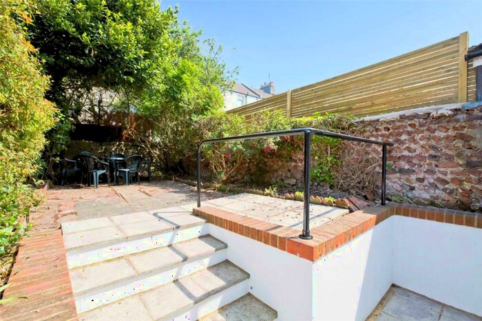 1 Bedroom Flat To Rent In Livingstone Road, Hove, BN3