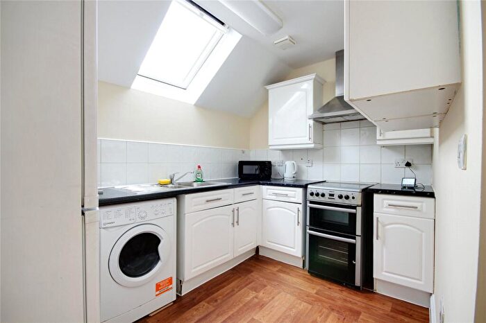 2 Bedroom Maisonette To Rent In Percy Gardens, Enfield, Middlesex, EN3