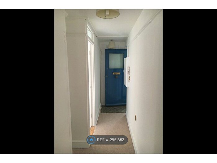 1 Bedroom Flat To Rent In Canrobert Street, London, E2