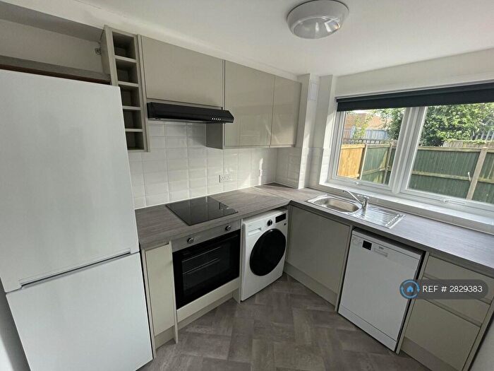 3 Bedroom Terraced House To Rent In St Stephens Close, Canterbury, CT2