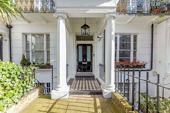 2 Bedroom Flat To Rent In Inverness Terrace, London, W2