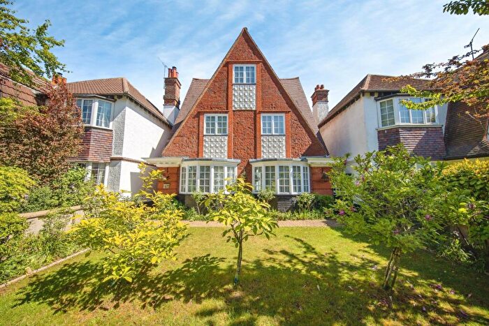 5 Bedroom Detached House For Sale In Norwich Road, Ipswich, Suffolk, IP1