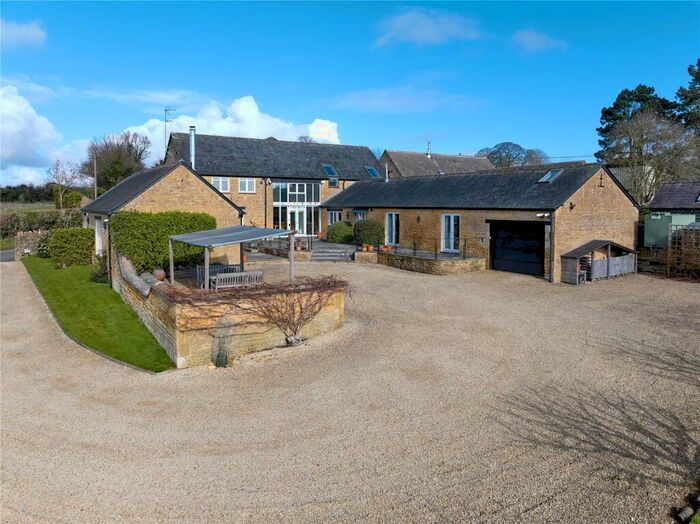 5 Bedroom Detached House For Sale In Taston, Chipping Norton, Oxfordshire, OX7