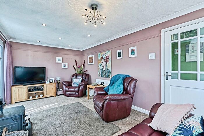 2 Bedroom Bungalow For Sale In Severnside, Highley, Bridgnorth, Shropshire, WV16