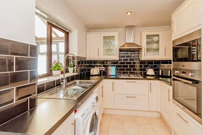 2 Bedroom Semi-Detached House For Sale In Coalmeadow Close, Walsall, WS3