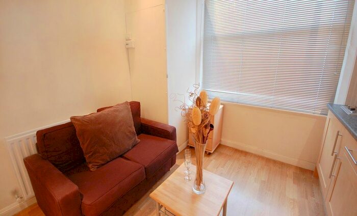 Studio To Rent In Devonshire Terrace, Paddington, W2