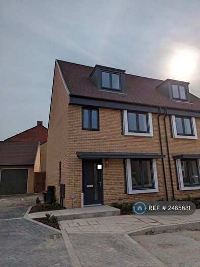 4 Bedroom Semi-Detached House To Rent In Castle Hill Drive, Ebbsfleet Valley, Swanscombe, DA10