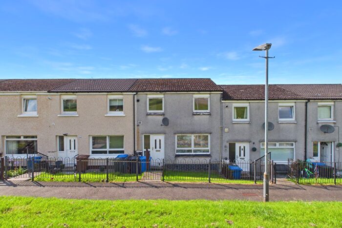 3 Bedroom Terraced House For Sale In Redburn, Alexandria, G83