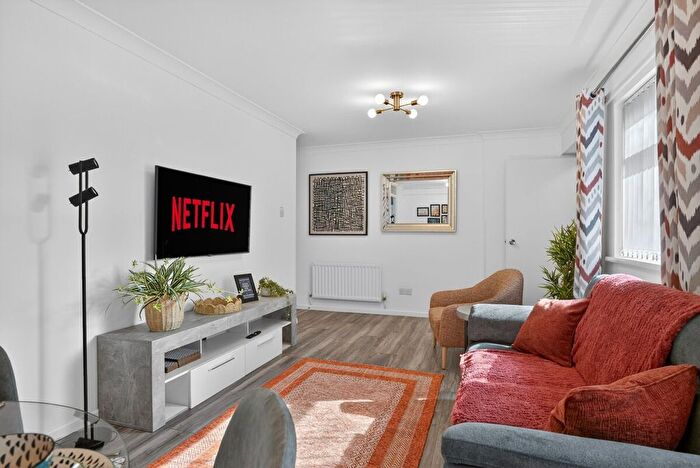 2 Bedroom Flat To Rent In Belfast, BT7
