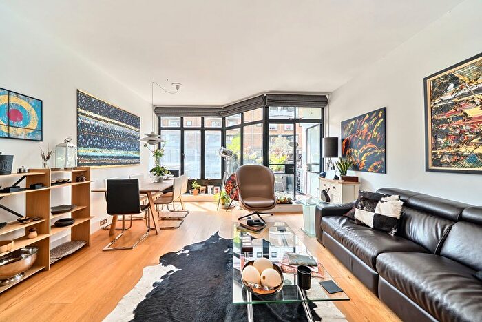 1 Bedroom Flat To Rent In Compass Court, Shad Thames, SE1