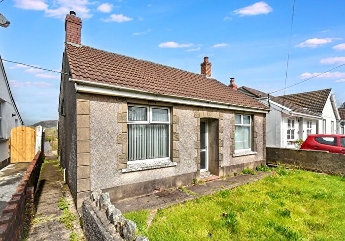 2 Bedroom Bungalow For Sale In Twyniago, Pontarddulais, Swansea, West Glamorgan, SA4