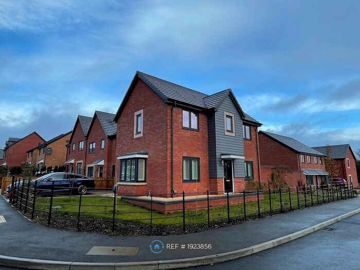 3 Bedroom Detached House To Rent In Centurion Road, Birmingham, B38