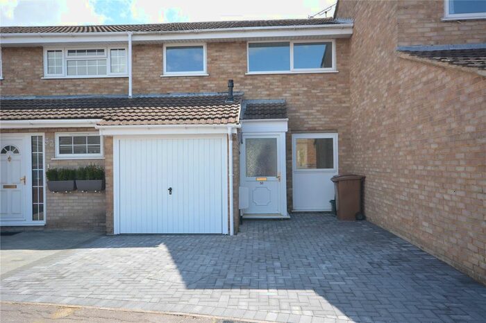 3 Bedroom Terraced House To Rent In Violet Close, Springfield, Chelmsford, CM1