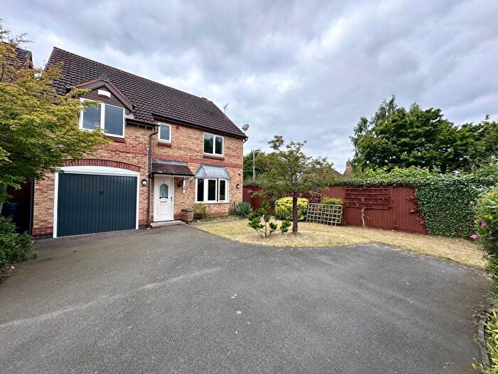 4 Bedroom House To Rent In Juniper Way, Loughborough, LE11