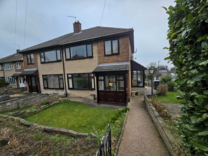 3 Bedroom Semi-Detached House To Rent In Ferndale Road, Conisborough, DN12