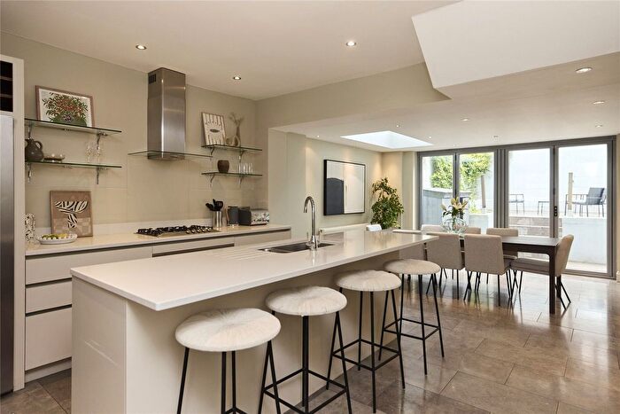 5 Bedroom Terraced House To Rent In Langton Street, London, SW10