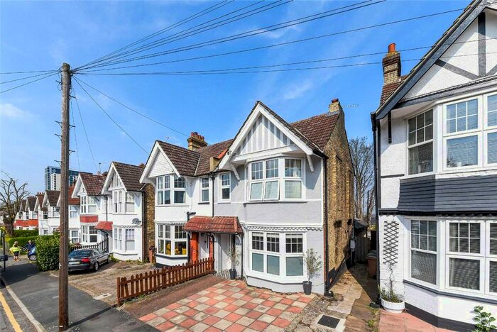 5 Bedroom Semi-Detached House To Rent In Cumnor Road, Sutton, SM2