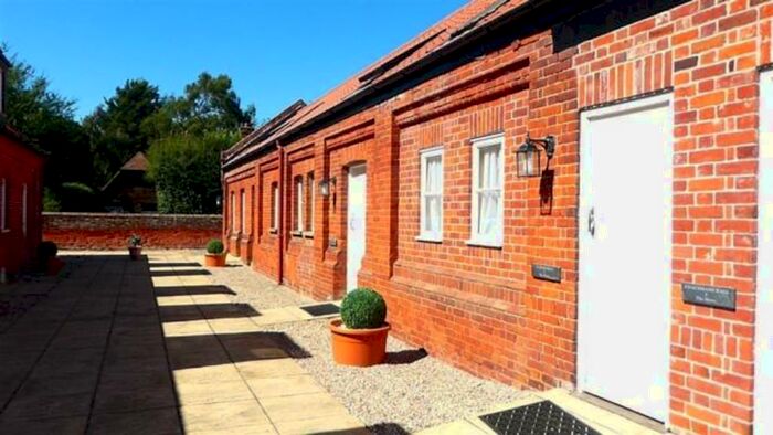 1 Bedroom Mews To Rent In Saling Grove, Great Saling, CM7