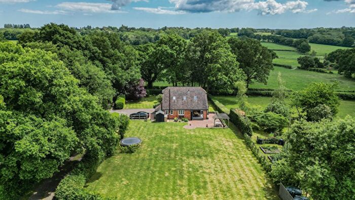 4 Bedroom Detached House For Sale In Borders Lane, Etchingham, TN19