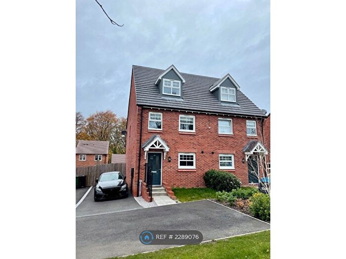 3 Bedroom Semi-Detached House To Rent In Clarendon Road, Manchester, SK14