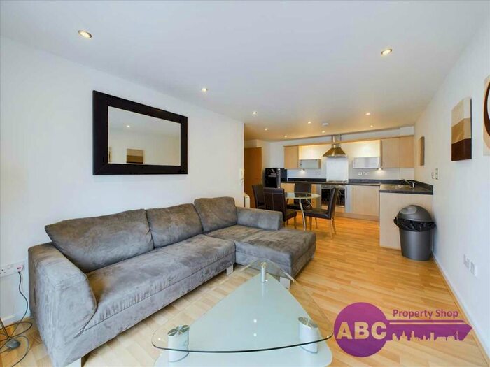 2 Bedroom Apartment To Rent In Adamson House, Elmira Way, Salford, M5