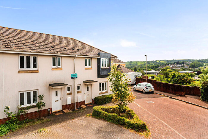 2 Bedroom House For Sale In Oakfields, Tiverton, EX16
