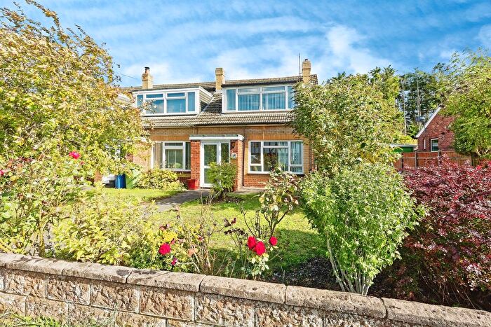 2 Bedroom End Of Terrace House For Sale In Water Lane, Ospringe, Faversham, ME13