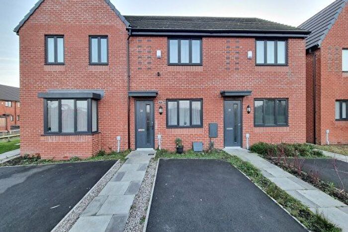 2 Bedroom Semi-Detached House To Rent In Jasmine Drive, Salford, M6