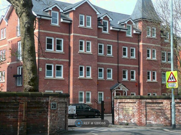 2 Bedroom Flat To Rent In Alexandra Park House, Manchester M16