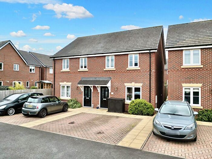 3 Bedroom Semi-Detached House For Sale In Gateway Avenue, Baldwins Gate, ST5