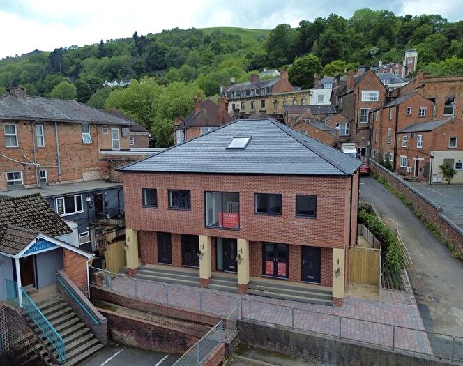 1 Bedroom Flat For Sale In Church View, Edith Walk, Great Malvern, Worcestershire, WR14