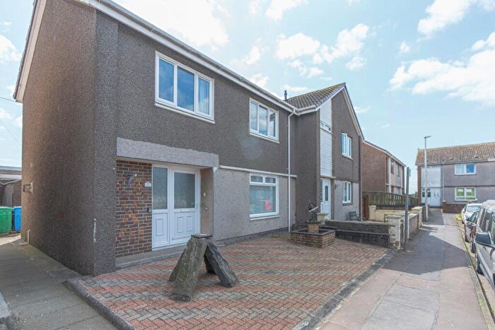 3 Bedroom Semi-Detached Villa For Sale In Swintons Place, Hill Of Beath, Cowdenbeath, KY4