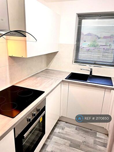 Studio To Rent In James Close, Wivenhoe, CO7