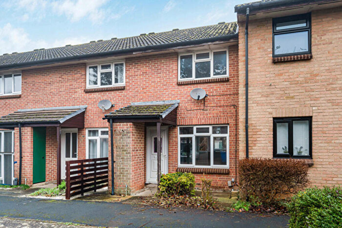 2 Bedroom Terraced House For Sale In Wilsdon Way, Kidlington, OX5