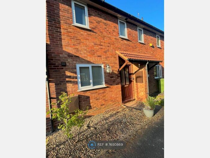 1 Bedroom Terraced House To Rent In Linnet Rise, Kidderminster, DY10